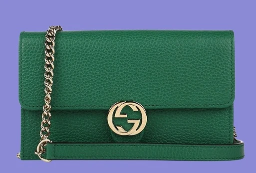 How To Wear A Crossbody Bag With Style