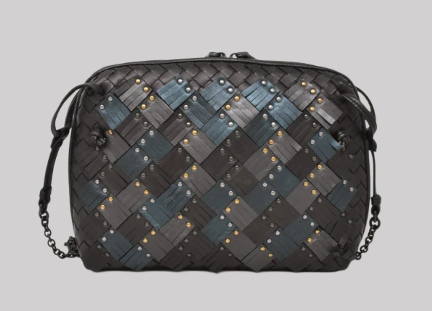 Why Are Crossbody Bags Popular?