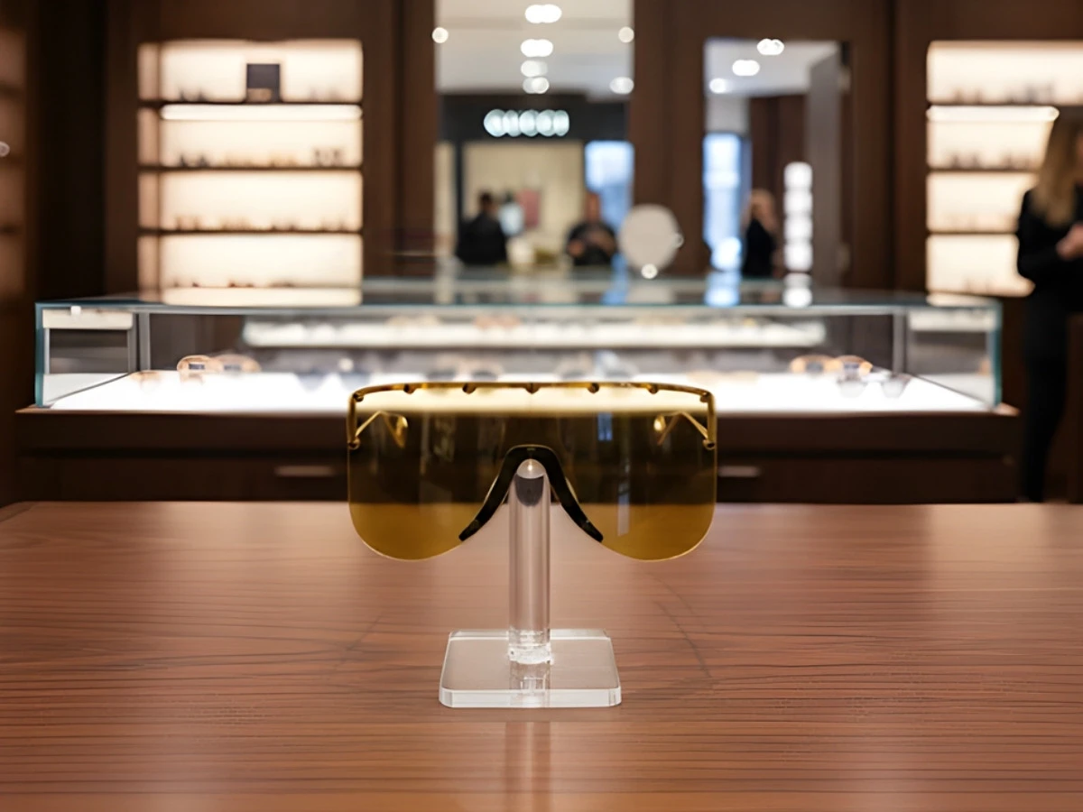 Sell Luxury Collection in Dubai - Offer Guide