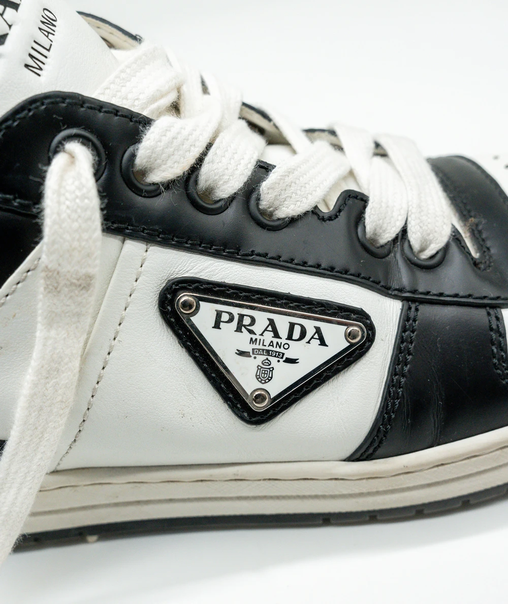 Prada Size 39 White and Black Downtown Leather Women's Sneakers