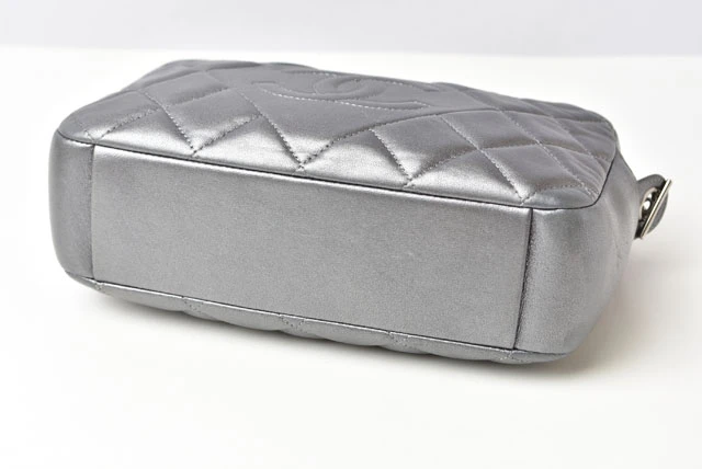 Chanel Metallic Silver Lambskin Quilted Diamond CC Camera Bag