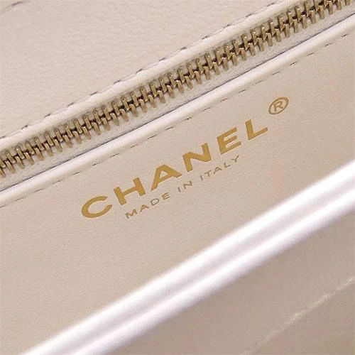 Chanel White Lambskin Leather CC Trendy Top Handle Bag