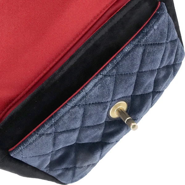 Chanel Red/Navy Blue Velour camellia shoulder bag