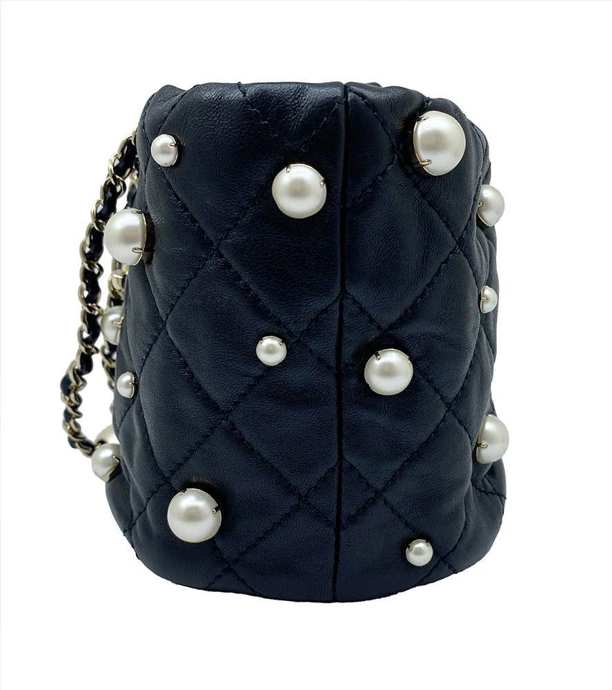 Chanel Black Lambskin Quilted Pearl Mini About Pearl Drawstring Bag