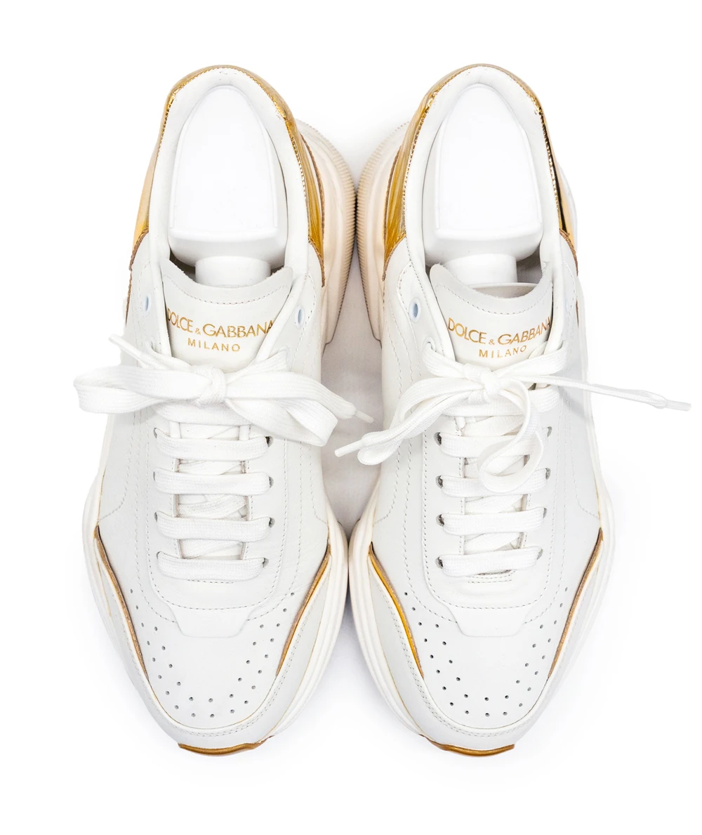 Dolce & Gabbana Size 40 White/Golden Patent Leather Super King Low Top Sneakers