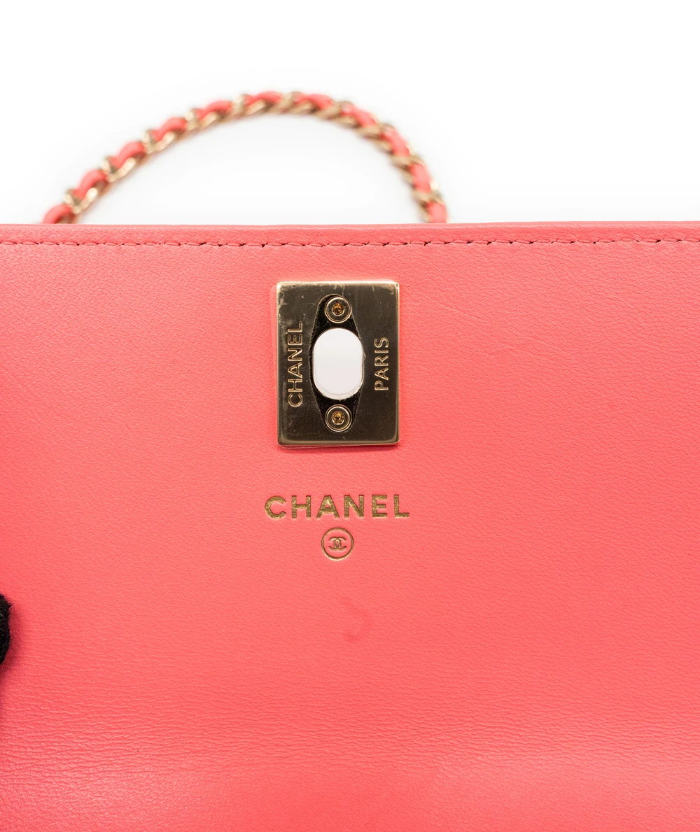 Chanel Wide Trendy CC Wallet on Chain in Hot Pink Lambskin Leather with Gold Hardware