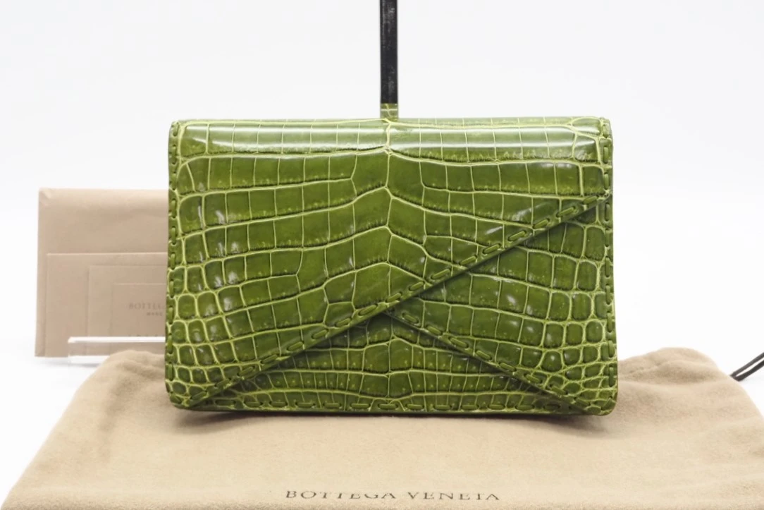 Bottega Veneta Green Crocodile Leather Piano Crisscross Clutch