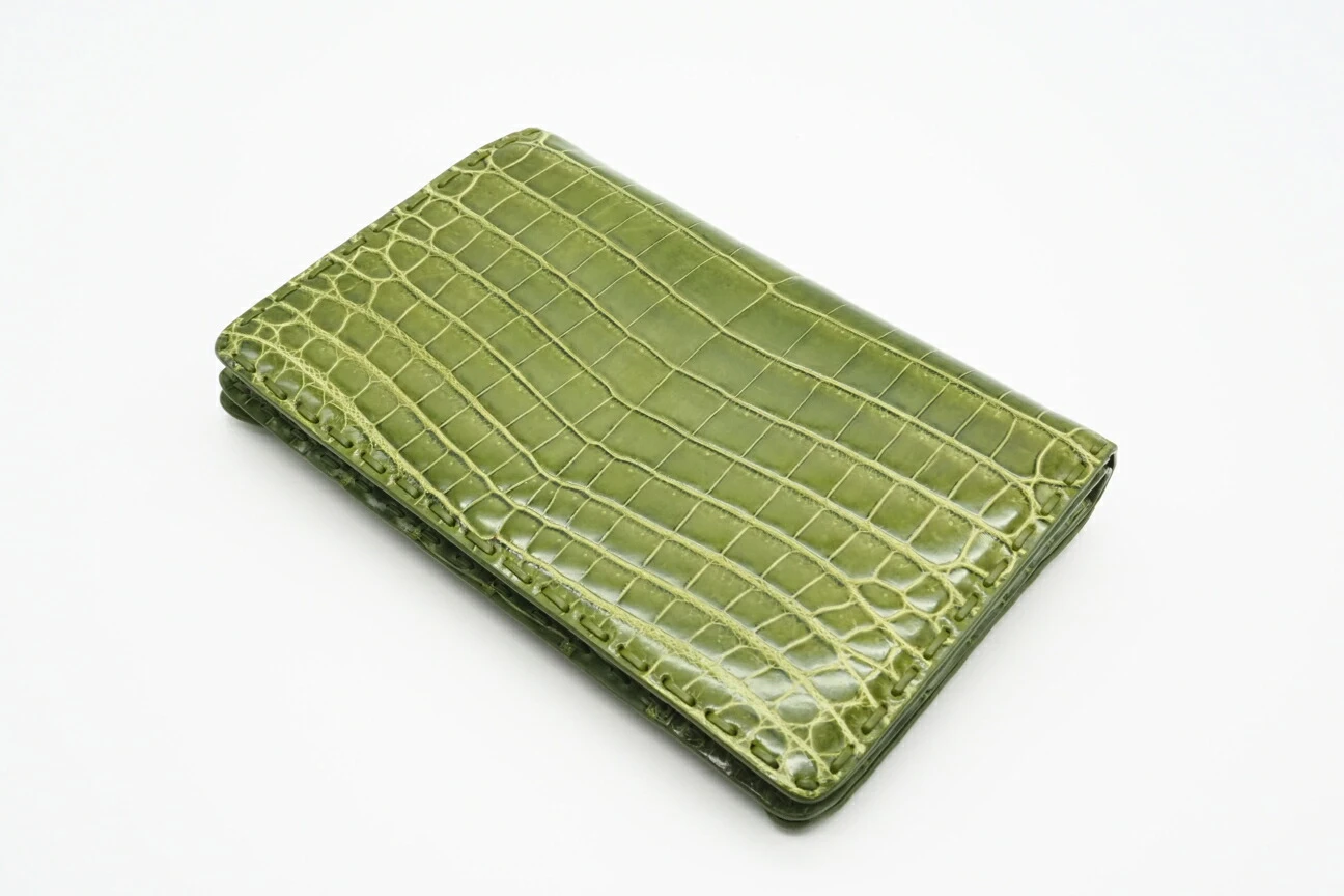 Bottega Veneta Green Crocodile Leather Piano Crisscross Clutch