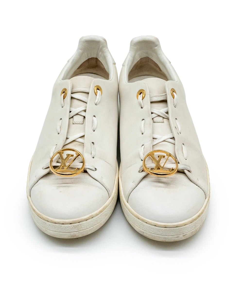 Louis Vuitton Size 39 White Leather Frontrow Metal Logo Lace Up Sneakers