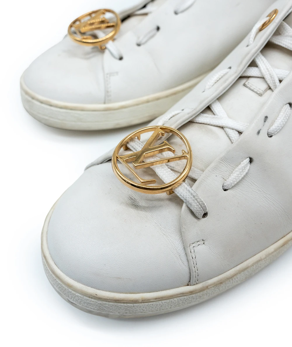 Louis Vuitton Size 39 White Leather Frontrow Metal Logo Lace Up Sneakers