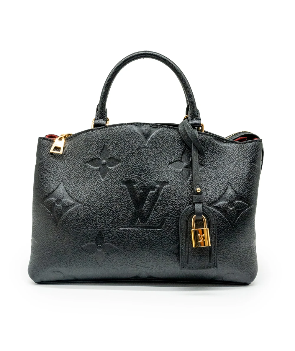 Louis Vuitton Petit Palais Bag in Black Grained Cowhide Leather