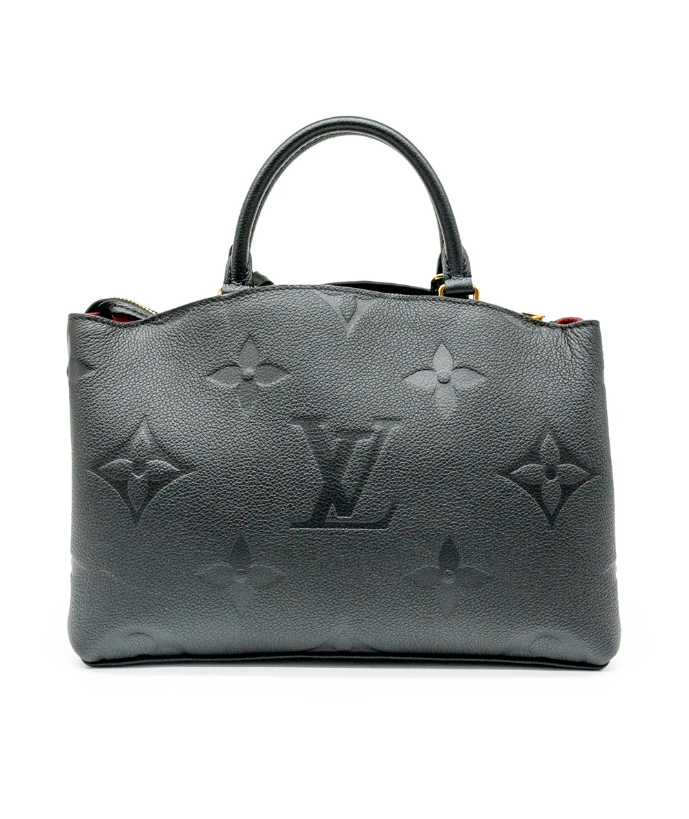 Louis Vuitton Petit Palais Bag in Black Grained Cowhide Leather