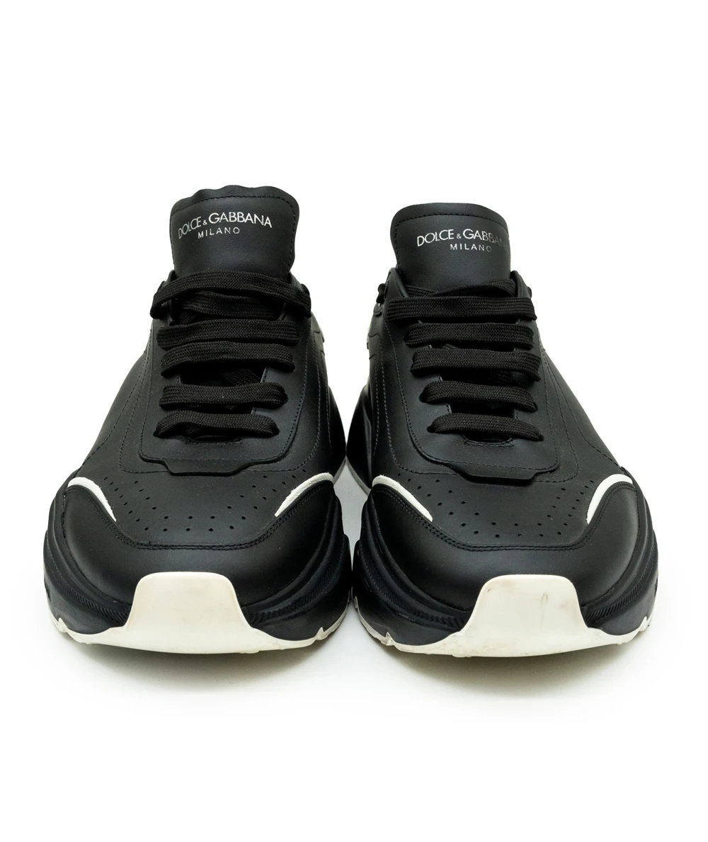 Dolce & Gabbana Size 44 Black / White Leather Daymaster Sneakers