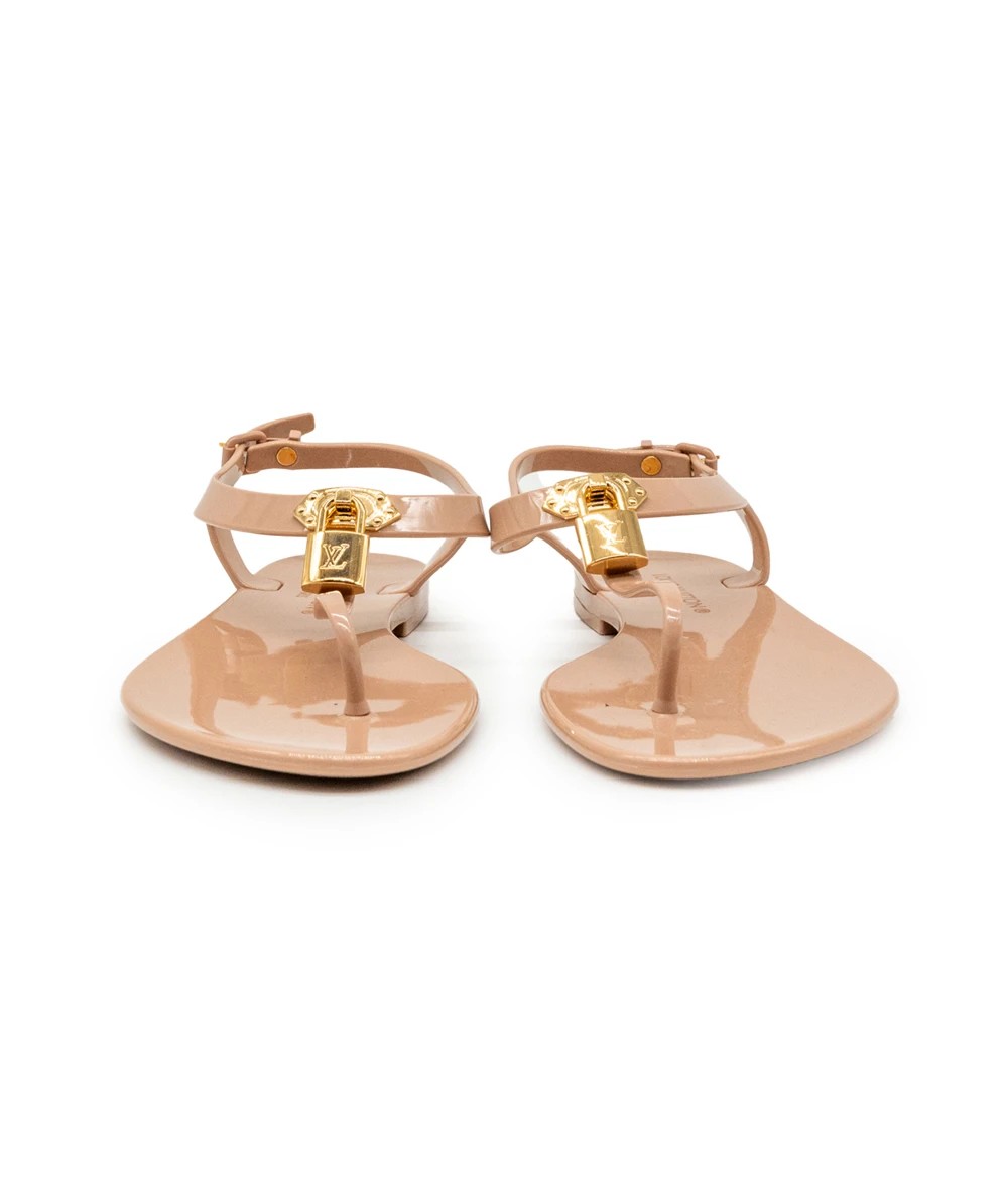 Louis Vuitton Size 37 Beige Rubber Bikini Thong Flats