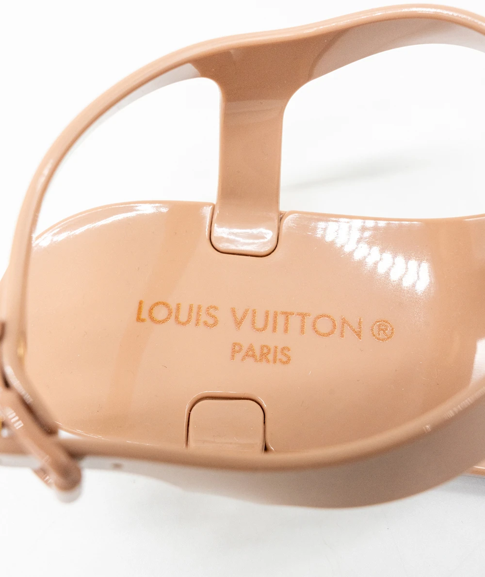 Louis Vuitton Size 37 Beige Rubber Bikini Thong Flats