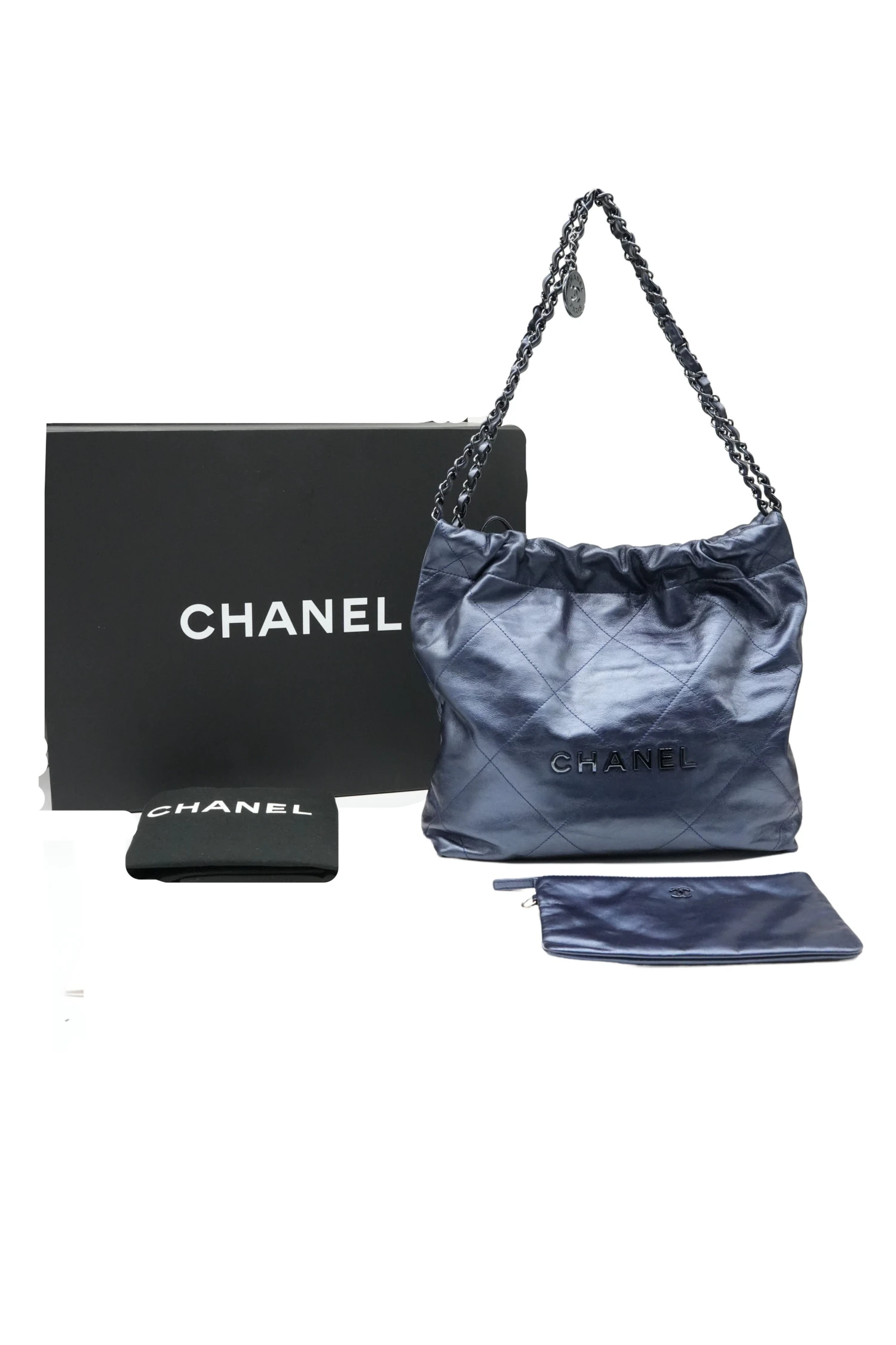 Chanel 22 Bag Shiny Calfskin Iridescent Black with Black Hardware