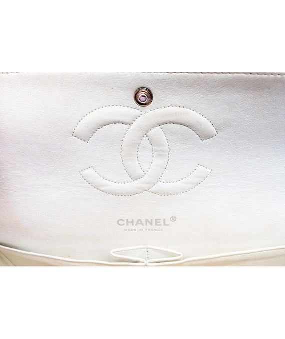 Chanel Size 25 Medium Classic Double Flap White Caviar Leather Handbag with Silver Hardware