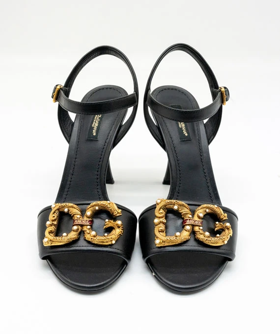 Dolce & Gabbana Size 38 Calfskin Sandals With D&G Amore Logo