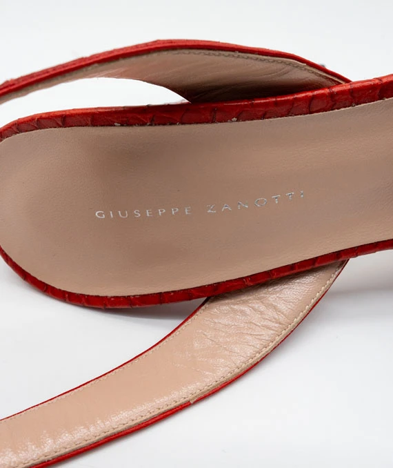 Giuseppe Zanotti Size 39 Crock Embossed Chunky Platform Sandals in Red
