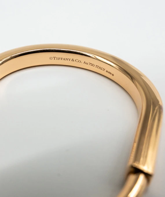 Tiffany & Co. "Tiffany Lock" 18k Rose Gold Medium Size Bangle