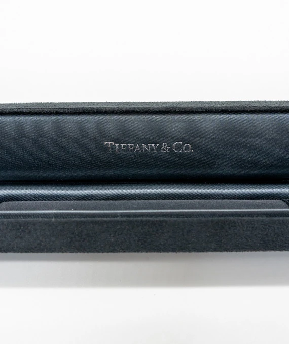 Tiffany & Co. Trefoil Key 18K Yellow Gold Pendant