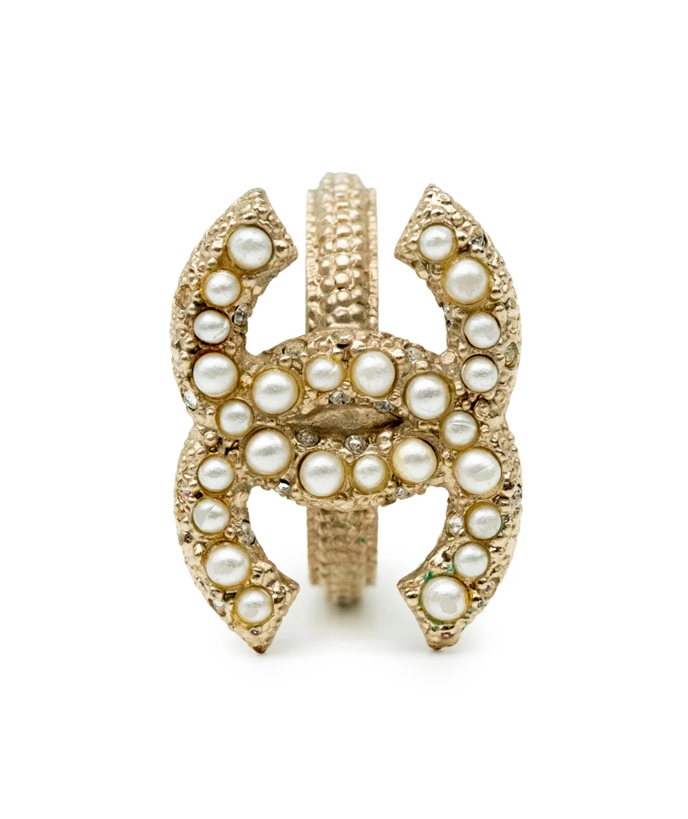 Chanel CC Pale Gold Plated Crystal and Faux Pearl Embedded Ring