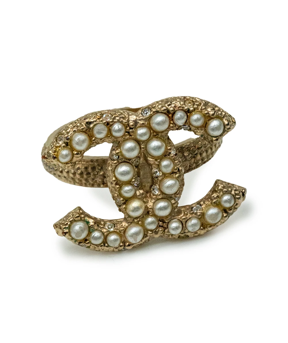 Chanel CC Pale Gold Plated Crystal and Faux Pearl Embedded Ring