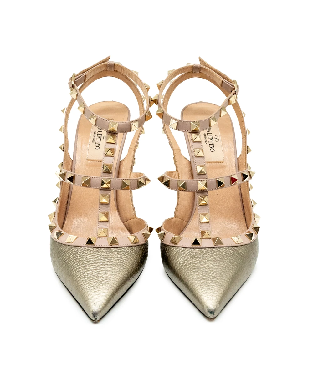 Valentino Size 38.5 Gold Leather Rockstud Ankle Strap Sandals