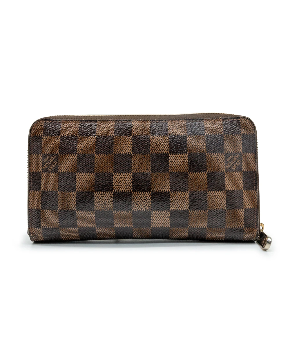 Louis Vuitton Damier Ebene Coated Canvas Zippy Wallet