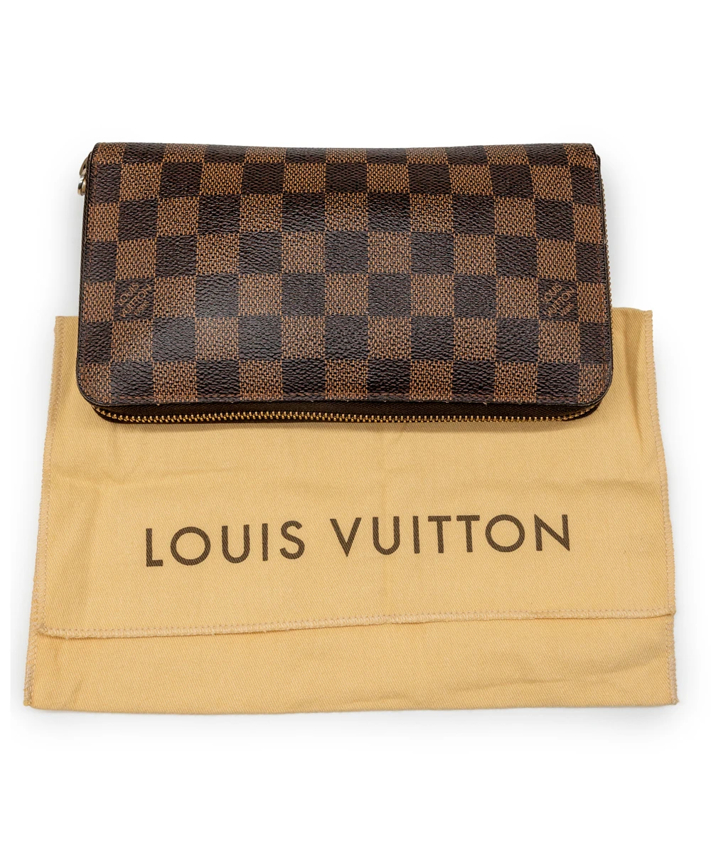 Louis Vuitton Damier Ebene Coated Canvas Zippy Wallet