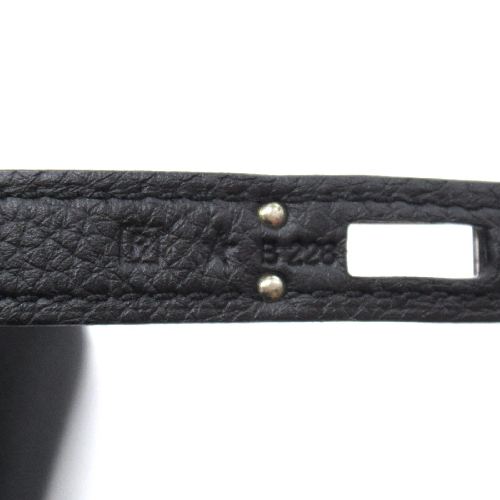 Hermes 2014 Birkin (Stamp R) Size 25 Togo Leather Handbag in Black color with Palladium Hardware