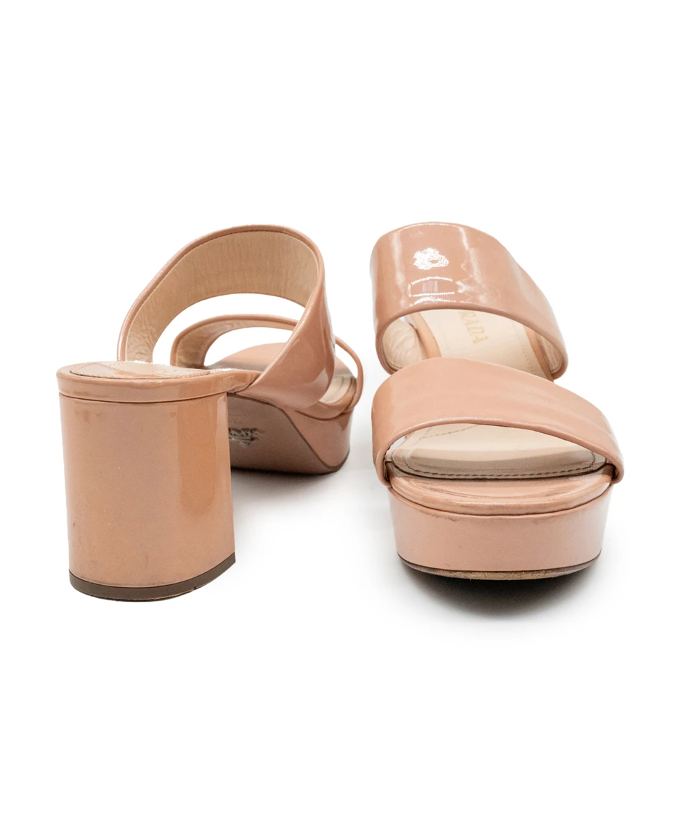 Prada Size 38.5 Peach Patent Leather Two Strap Chunky Heel Sandal Heels