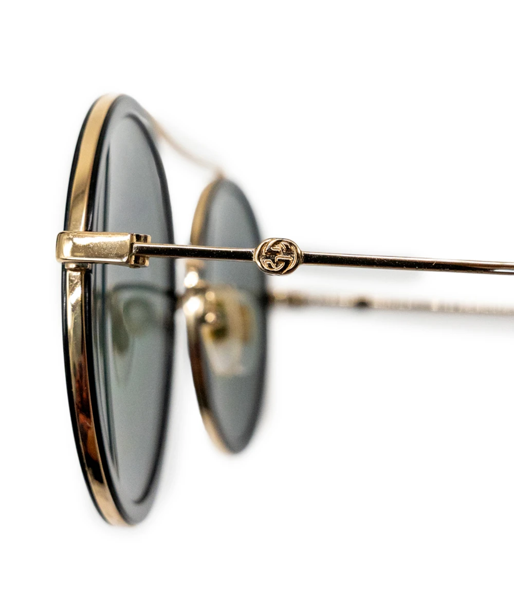 Gucci Round Frame Sunglasses with Tiger Emblem