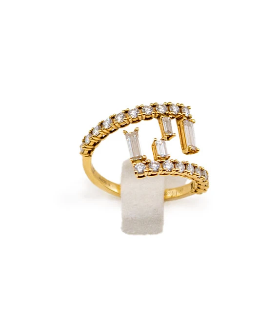 Fendi Gold Ring with Diamonds